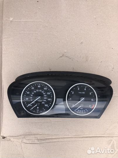 Щиток приборов американец BMW X5 E70