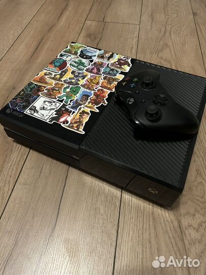 Игровая приставка Xbox One 500gb
