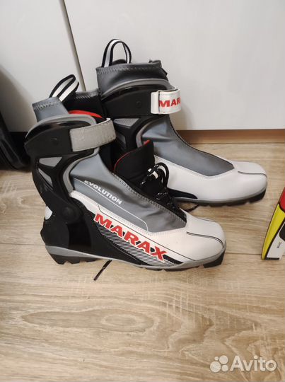Лыжные ботинки Marax