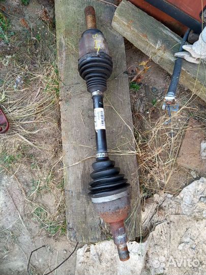 Привод передний Cadillac SRX 3.6 Кадилак Срх