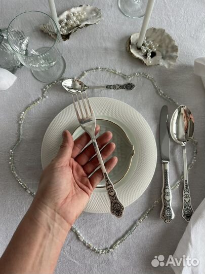 Набор столовых приборов серебро