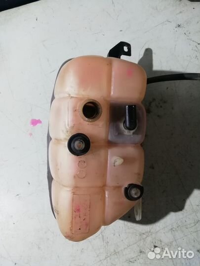 Бачок расширительный охлаждения Mercedes W220