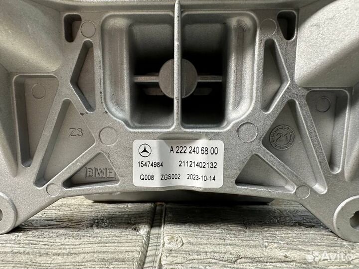 Опора АКПП Mercedes W222/C217 A2222406800