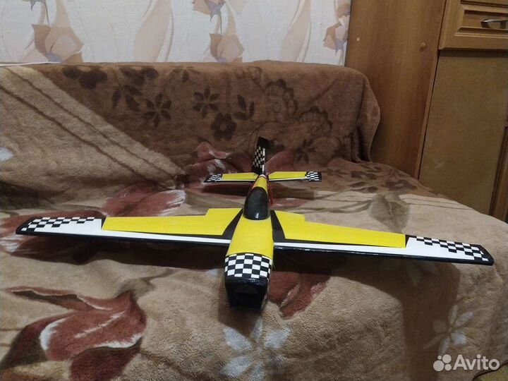 Радиоуправляемый самолет Rс