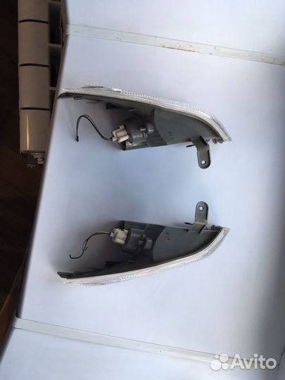 Поворотники toyota carina 210 (20-383)