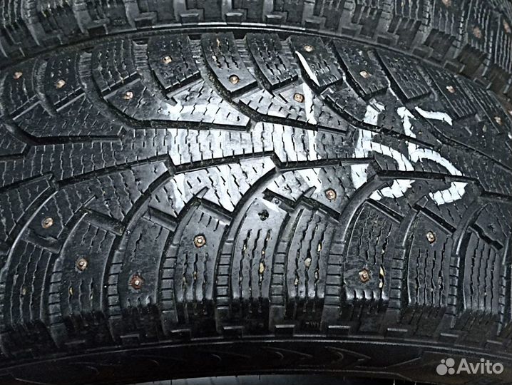 Nokian Tyres Hakkapeliitta 5 SUV 225/60 R18 104T