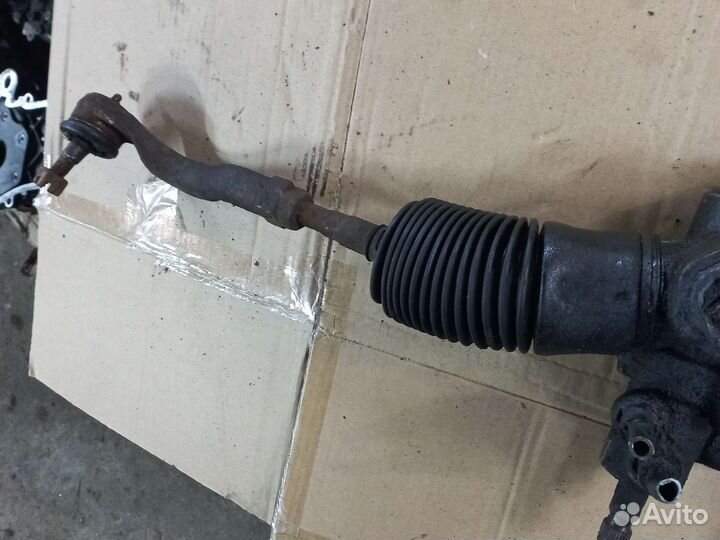 Mitsubishi Pajero 3 3,2DI-D рулевая рейка Koyo