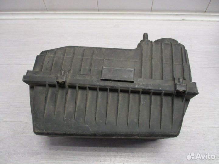 Корпус воздушного фильтра Citroen Xantia 1.8 1995