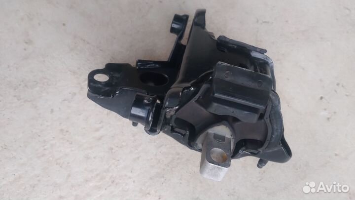 Подушка на volkswagen polo CFN 1.6 105л.с