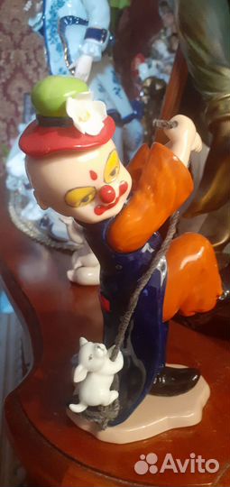 Новые фарфоровые статуэтки