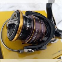 Daiwa legalis 21 LT 2500 S(низкопрофильная шпуля)