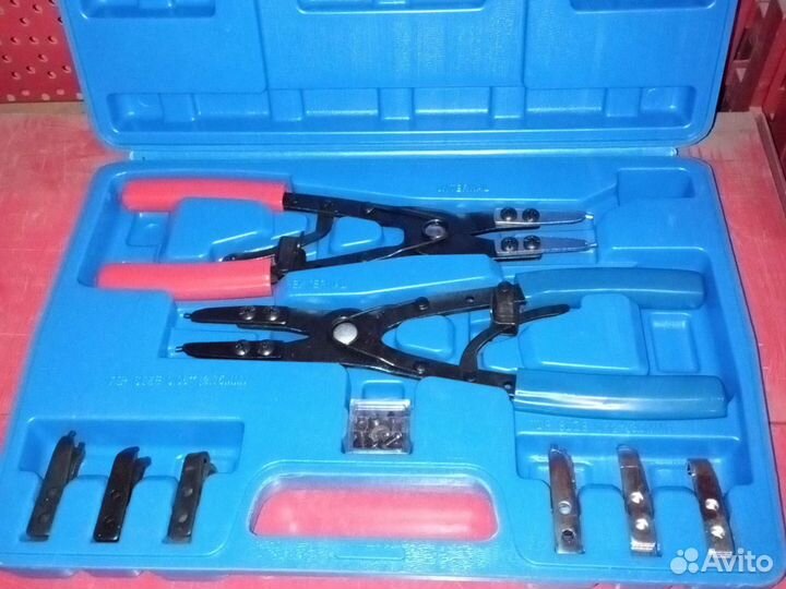 Съемник стопорных колец