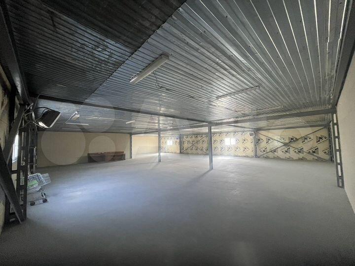 Склад, 1350 м²