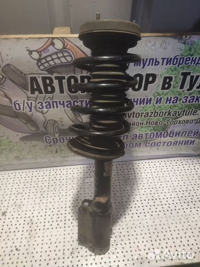 Стойка передняя левая Bmw X5 e53 рестайлинг