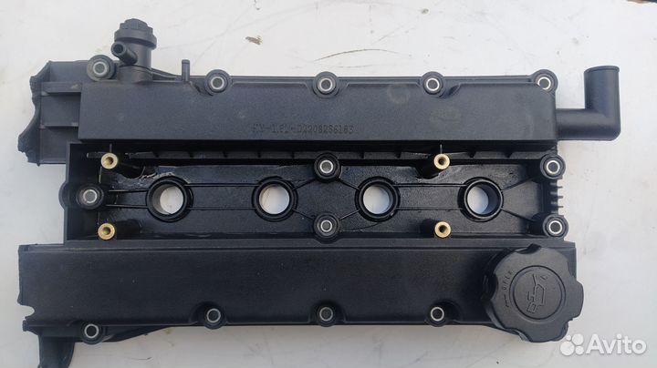 Клапанная крышка 1.4 dohc с клапаном GM