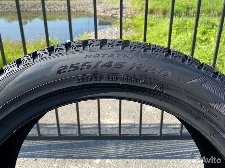 Pirelli Scorpion Ice Zero 2 255/45 R20