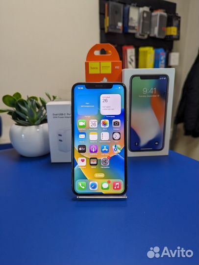 iPhone X, 256 ГБ