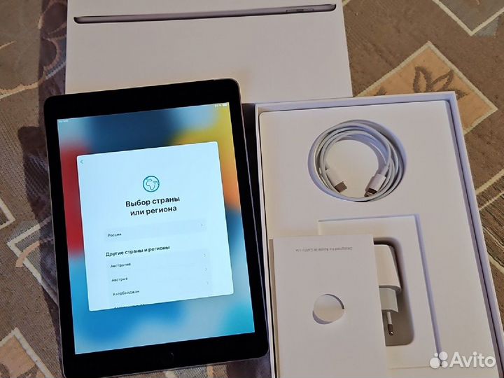 Планшет Apple iPad Air 2 16Gb