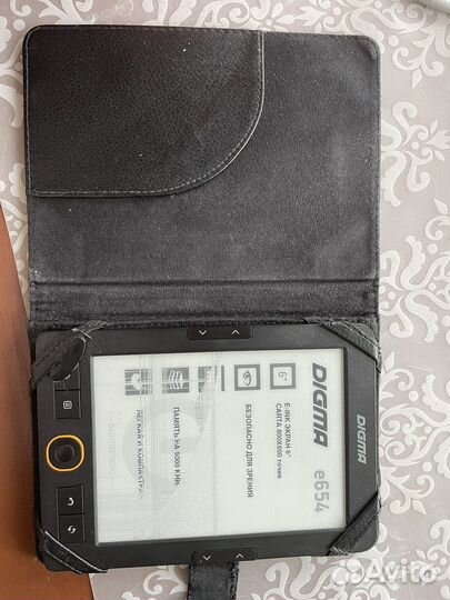 Электронная книга Digma e654