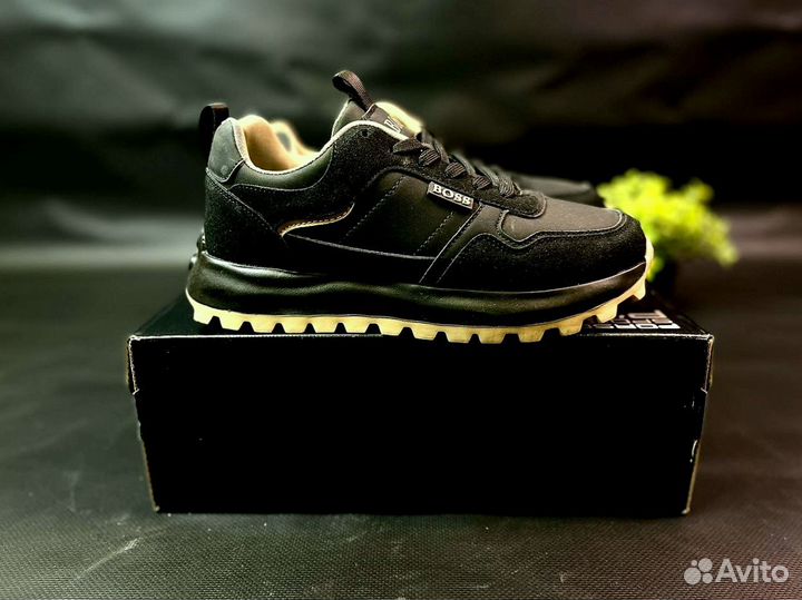 Кроссовки Boss осенние