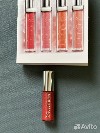 Блеск для губ Dior новый, оригинал.(тестер)