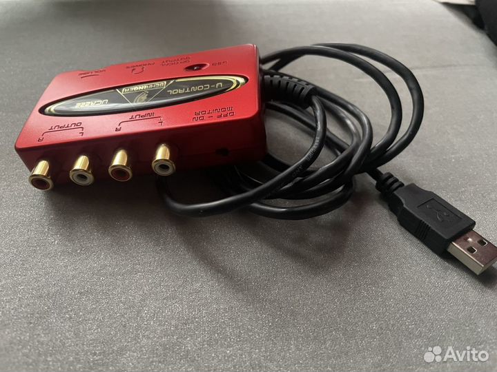 Аудиоинтерфейс behringer USA222