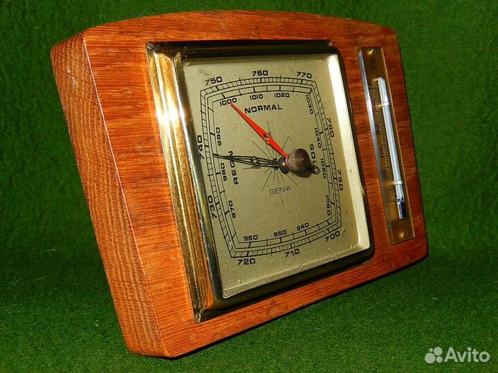 Старинный барометр с термометром, Германия