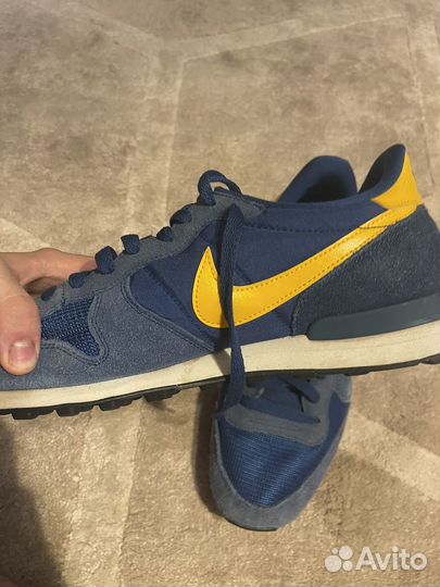 Кроссовки nike internationalist