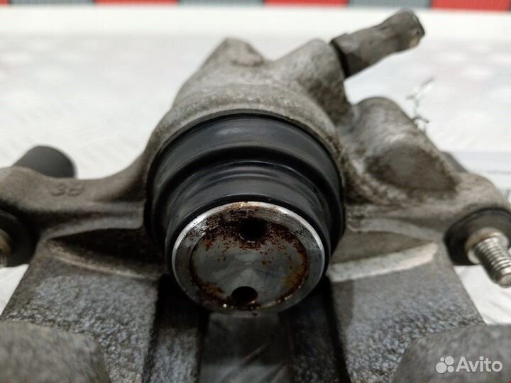 Суппорт задний левый для Ford C-MAX 1