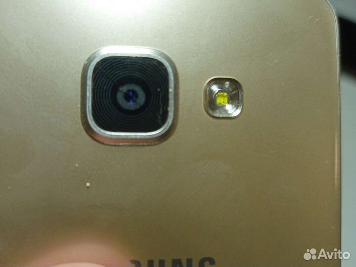 Телефон Samsung