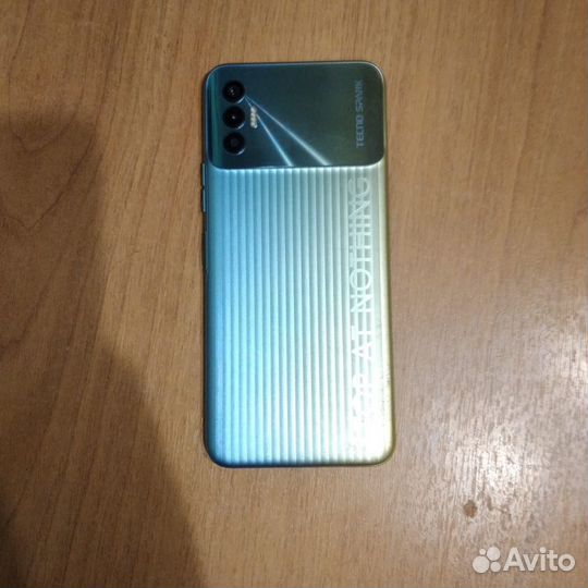 TECNO Spark 8P, 4/64 ГБ