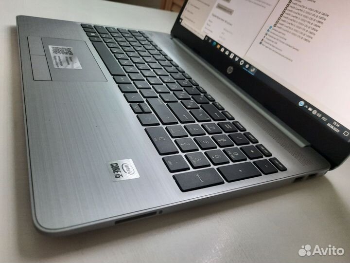 HP 250 G8 i51035G1/8/256