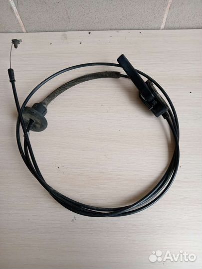 Трос капота на пежо 407 2.0