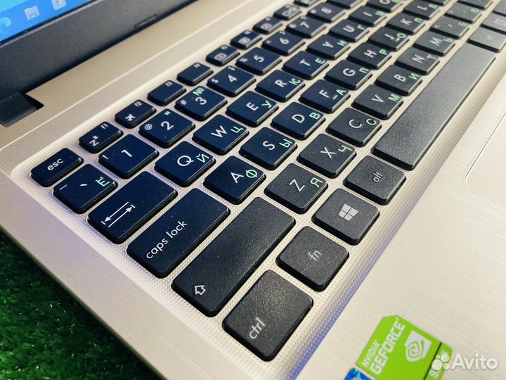 Ноутбук Asus gf920mx 256ssd