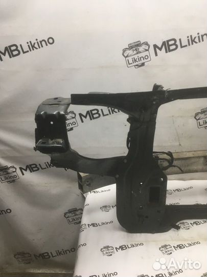 Передняя панель телевизор Mercedes Ml W164