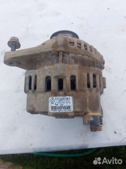 Генератор на Рено Логан