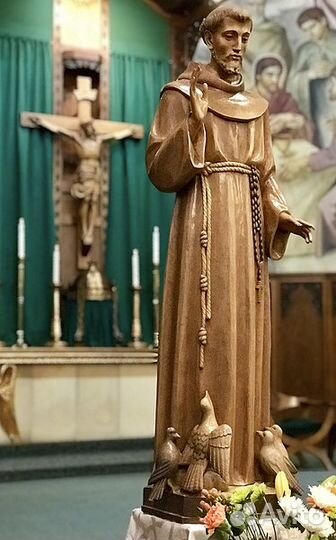 Святой Франциск Ассизский (дерево)