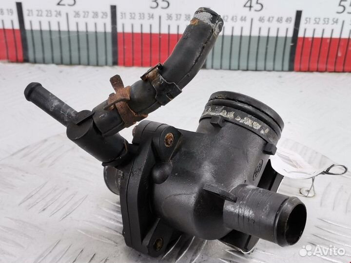 Корпус термостата Ford Mondeo 3 рест. 2004