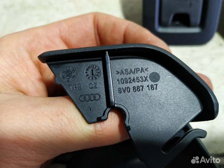 Крепление сиденья Audi A3 8V 1.8 cjsb 2013