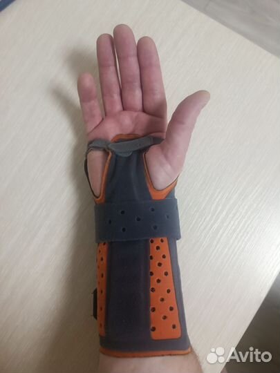 Ортез на лучезапястный сустав