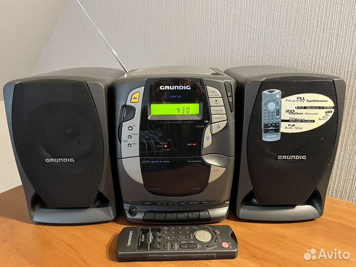 Магнитола Grundig CDM 700