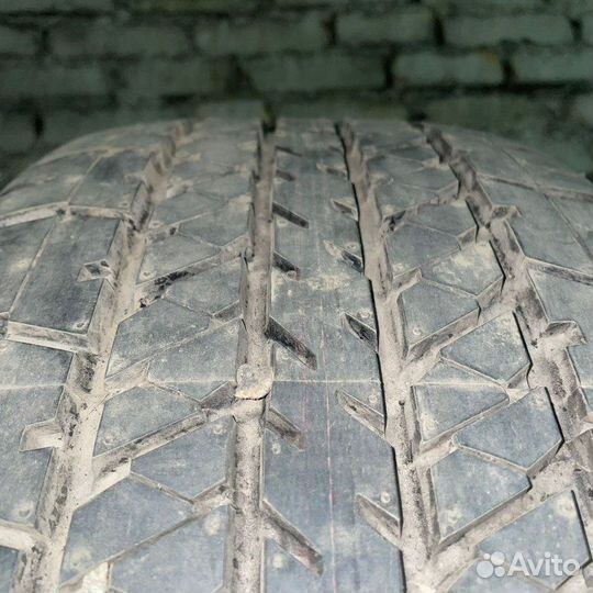 Bridgestone Dueler H/T 275/60 R20 115H