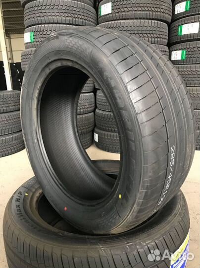 Kapsen RS26 Practical Max HP 265/40 R21 106W