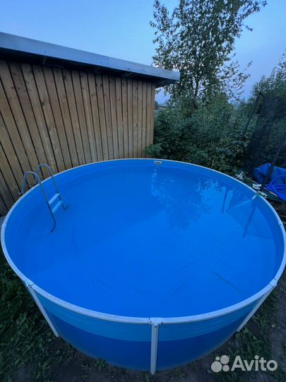 Бассейн Azuro