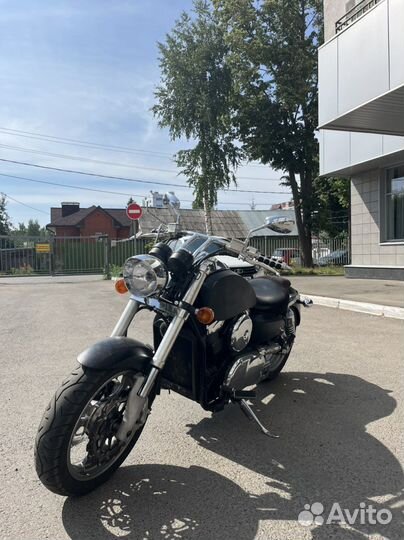 Kawasaki vulkan 1600 mean streak