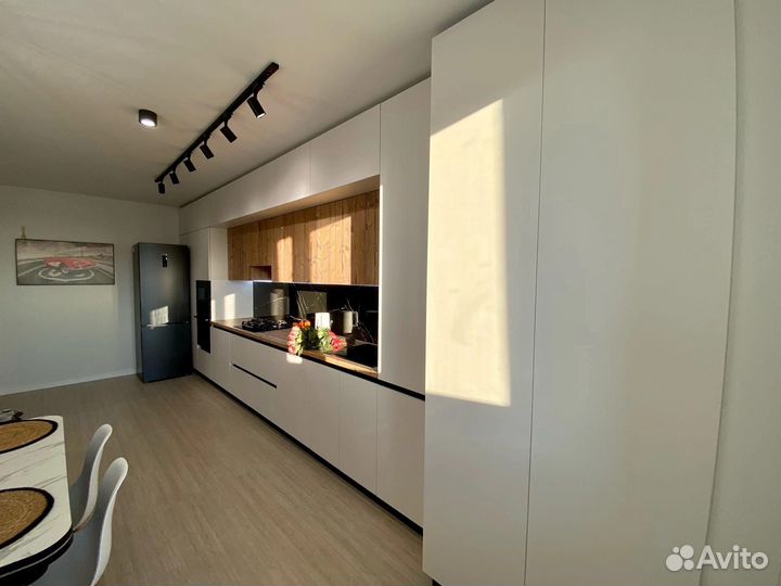 Кухня под потолок из мдф на заказ в Челябинске