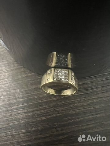 Мужской золотой перстень с бриллиантами