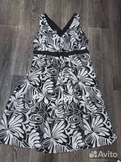 Женский костюм