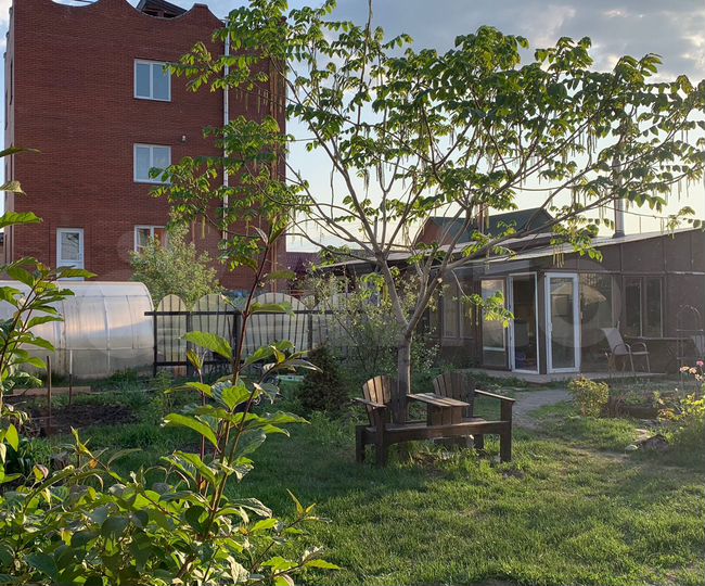 Коттедж 227,4 м² на участке 6,5 сот.