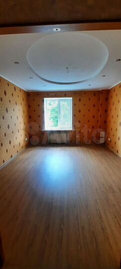 3-к. квартира, 79,6 м², 1/2 эт.